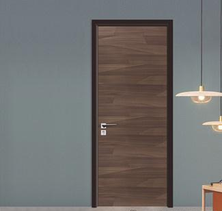 2019年流行款式鑫順來(lái)X-2440雕花描色實(shí)木復(fù)合烤漆門(mén)